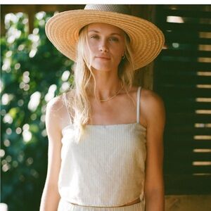 COPY - Z SUPPLY BEIGE BALLAST CASITA LINEN CROPPED TANK; NWT